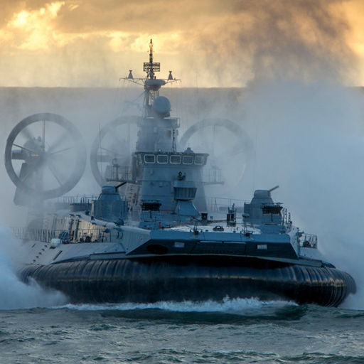 气垫船 照片和视频 | 观看并了解 有趣的 两栖 下